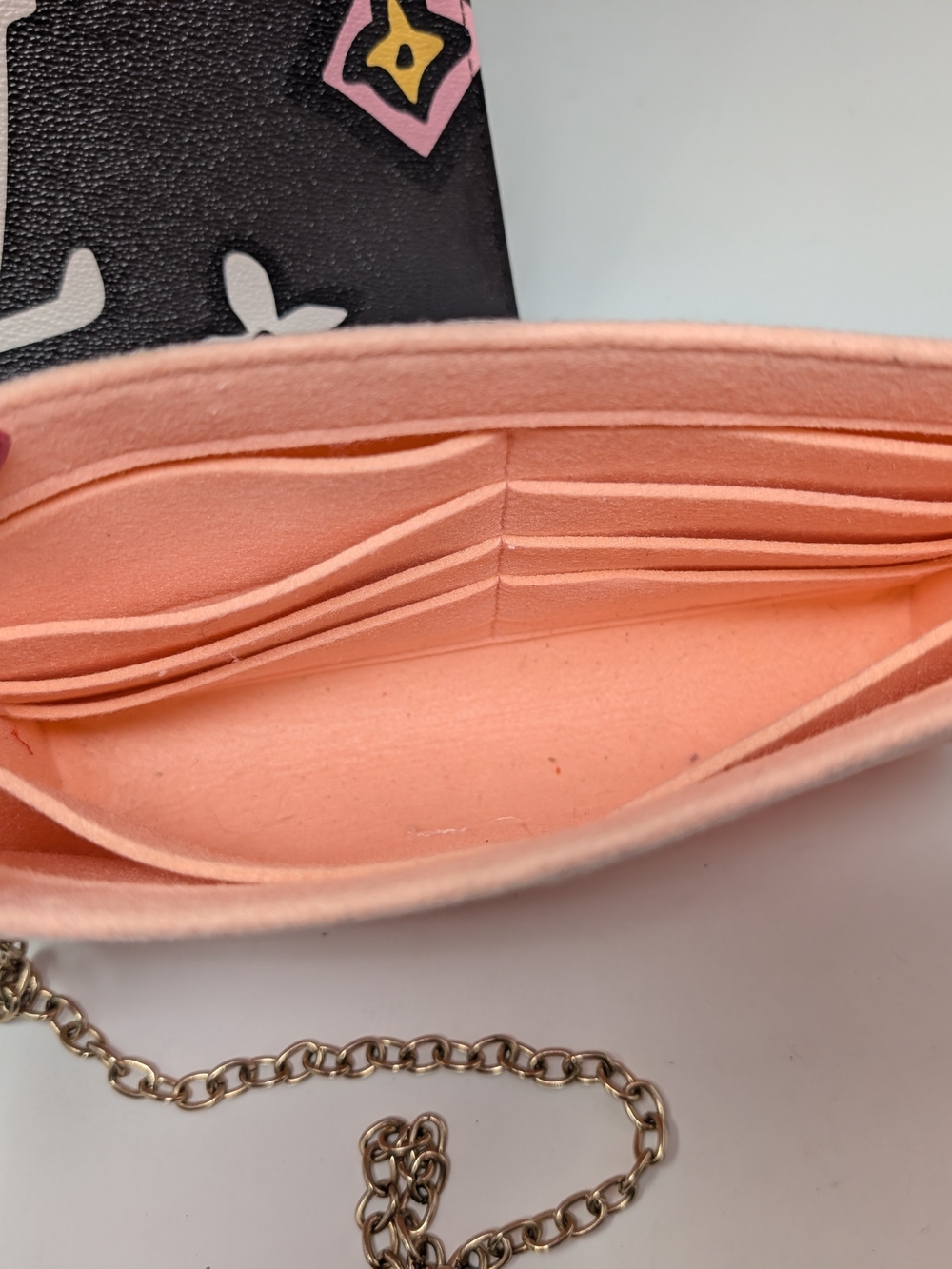 Louis Vuitton LIMITED WILD AT HEART‎ TOILETRY 26, with Conversion Crossbody - Picture 12 of 14